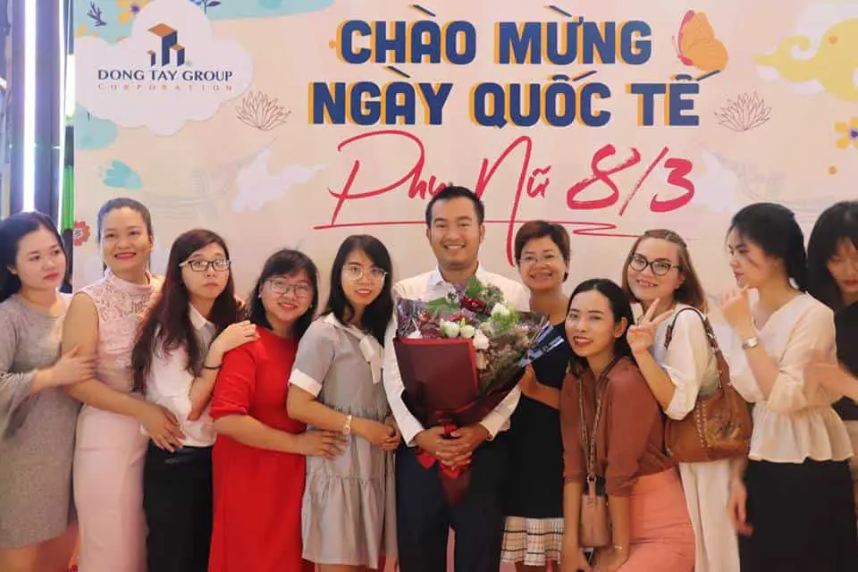 CBCNV Đông Tây Land chào mừng ngày quốc tế phụ nữ 08/03