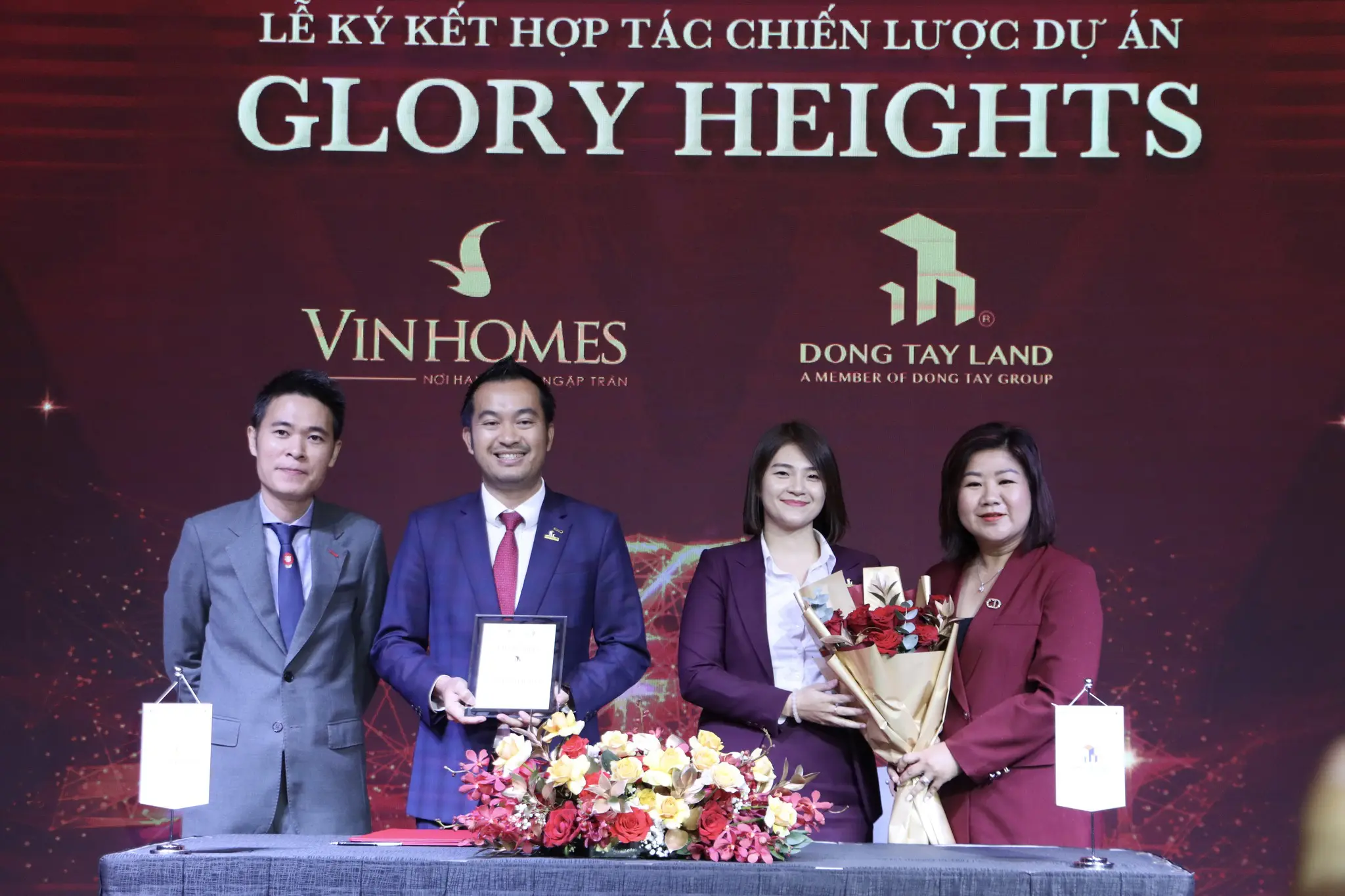 <strong>Đông Tây Land ký kết hợp tác chiến lược dự án Glory Heights với Vinhomes</strong>