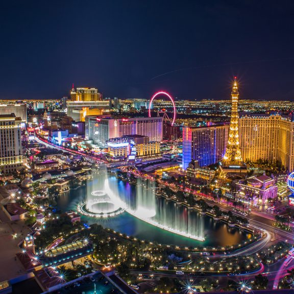 Las Vegas Skyline - Trung tâm du lịch kết hợp Casino nổi tiếng trên toàn TG