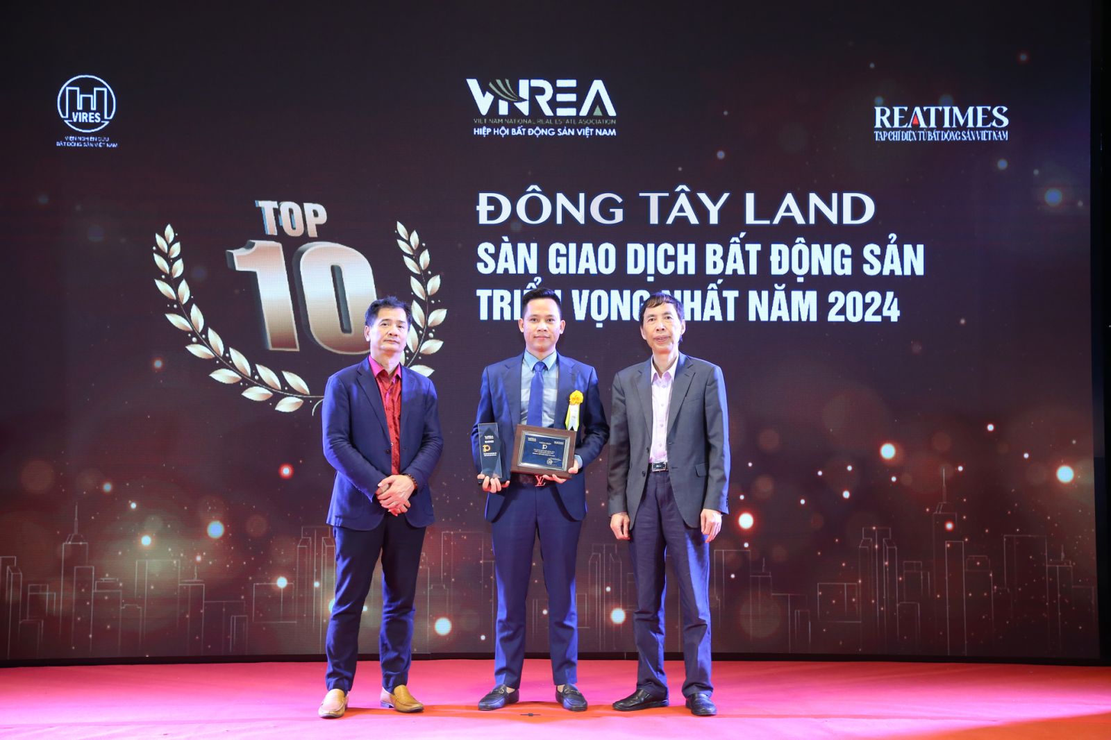 Đông Tây Land đạt danh hiệu Top 10 Sàn giao dịch bất động sản triển vọng nhất năm 2024