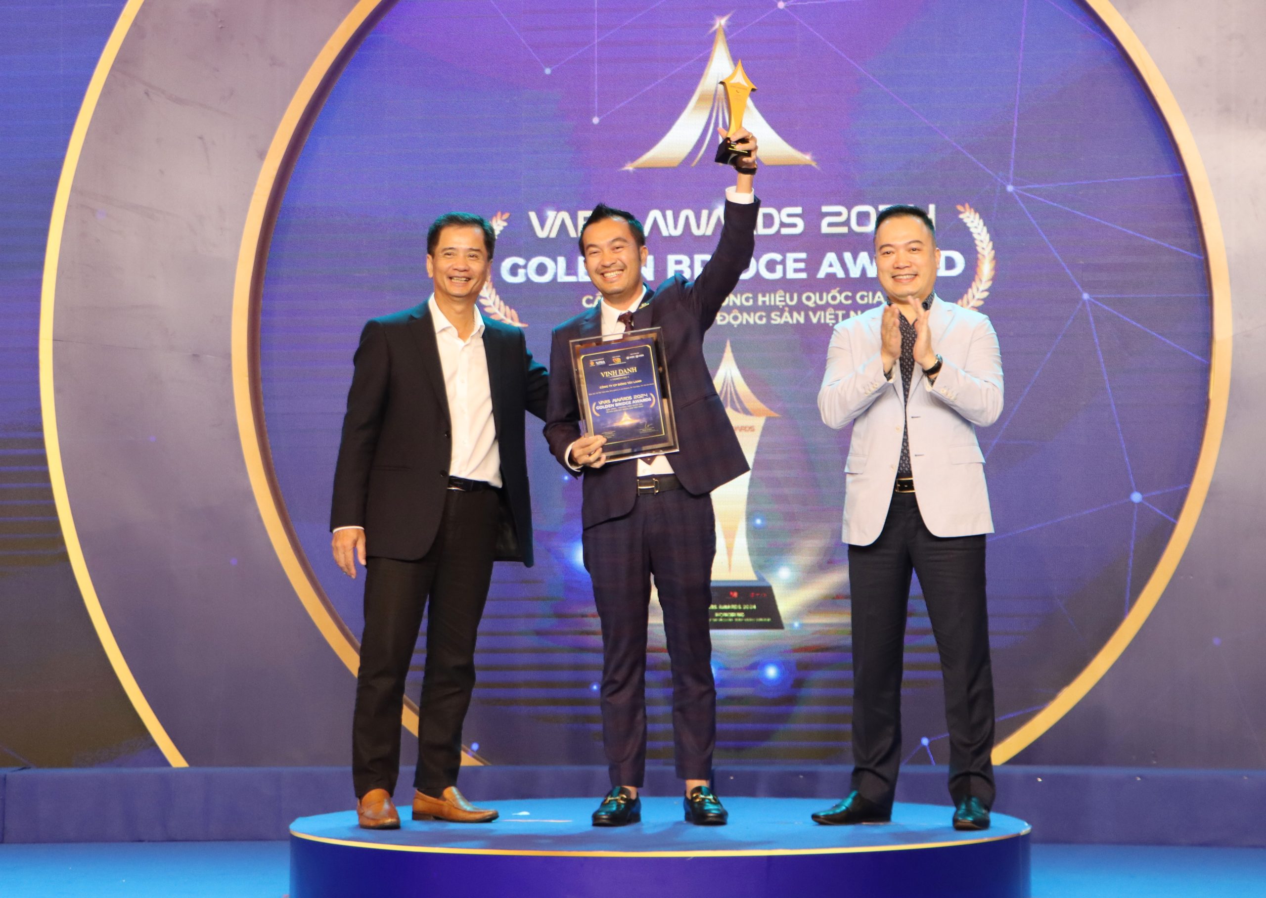 Đông Tây Land ghi dấu ấn với giải thưởng “Cầu Vàng” dành cho doanh nghiệp môi giới bất động sản