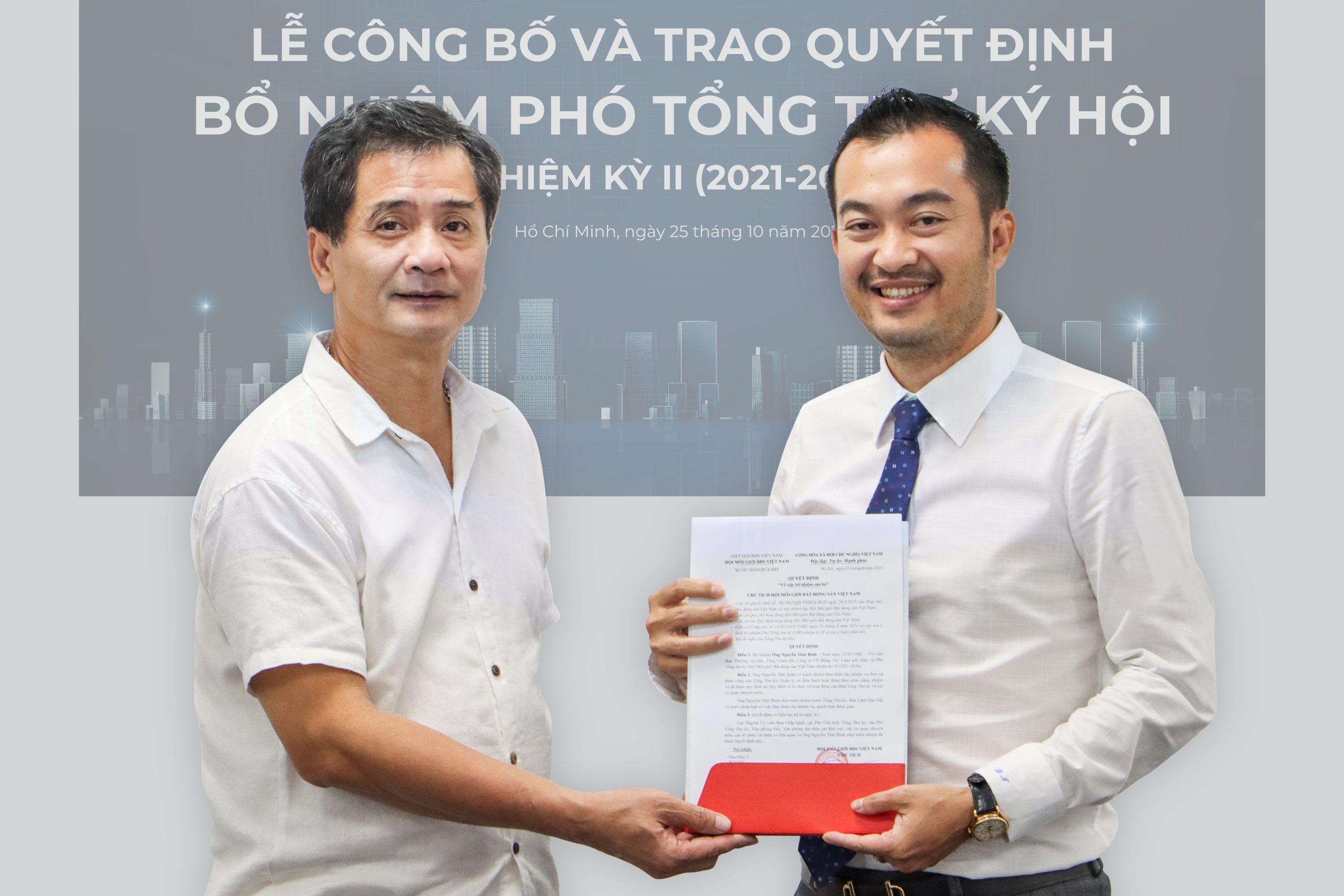 Công bố quyết định bổ nhiệm Phó Tổng Thư ký Hội Môi giới Bất động sản Việt Nam